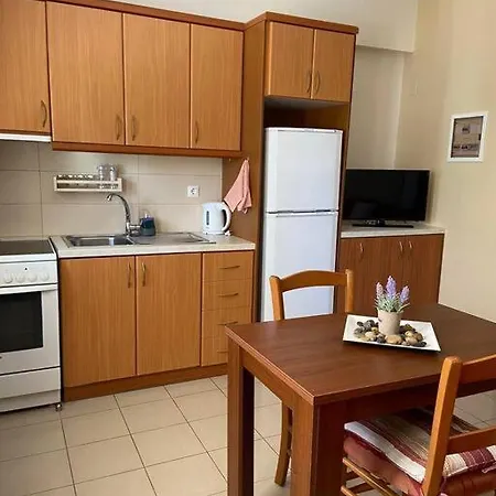 Rhea's Studio Apartment Lefkada City