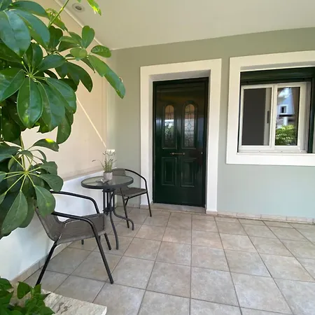 Rhea's Studio Apartment Lefkada City